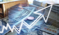 港股新能源汽车股震荡走低 蔚来跌超7%